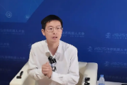 人形机器人走进生活：普通人何时能迎来智能伙伴？