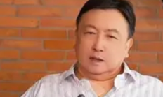 未来可期！王晶认为易烊千玺可能成为罗伯特·德尼罗式的演员